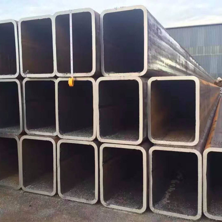 大口径方管